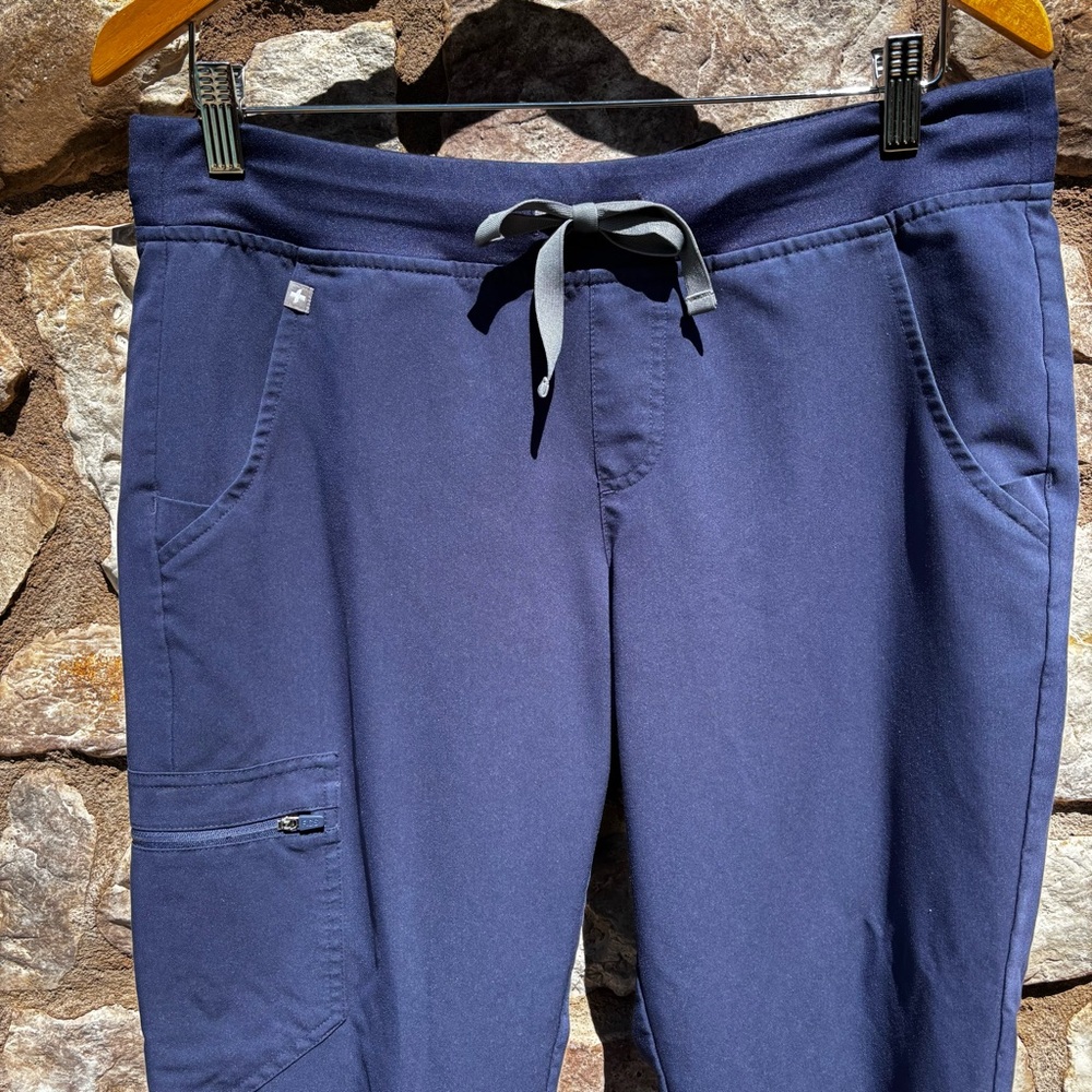Figs Zamora Jogger Scrub Pants Navy Blue High Waist 6 Pockets Size Medium
